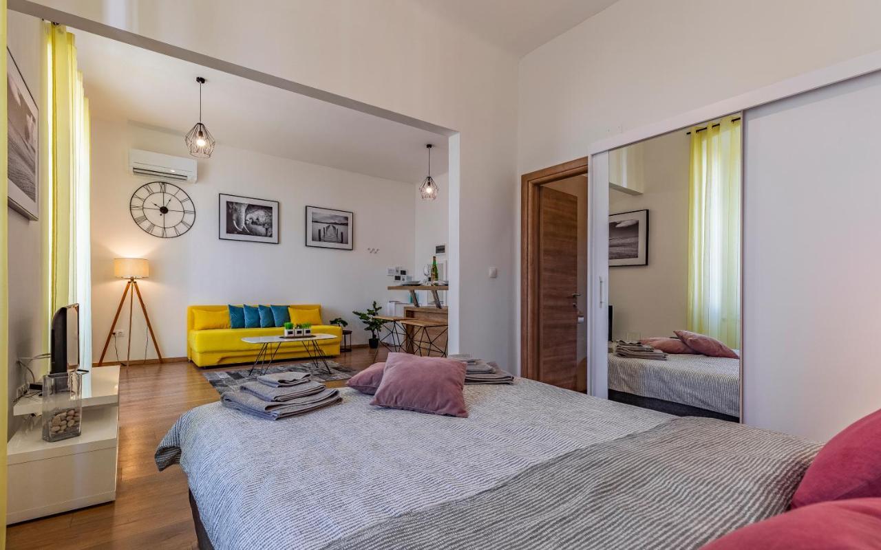 Apartment Dream Pula - City Centre Bagian luar foto
