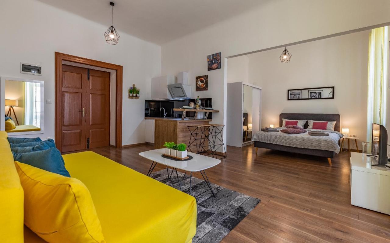 Apartment Dream Pula - City Centre Bagian luar foto